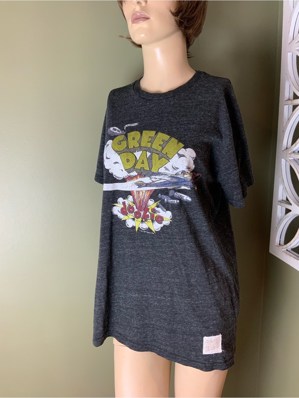 Original Retro Brand Black Green Day Graphic Tee medium